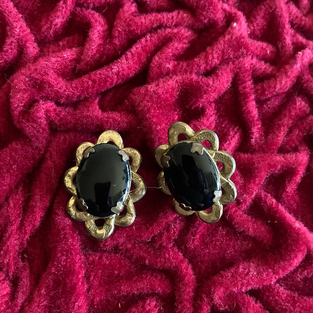 Vintage Black and Gold Clip-On Earrings